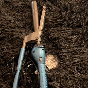 Babyliss Curling iron